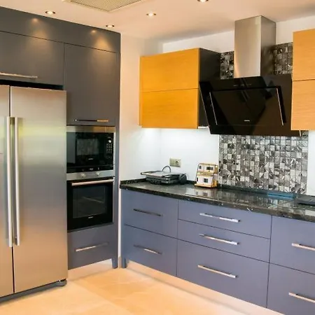 וילה Palma Lima High Luxury